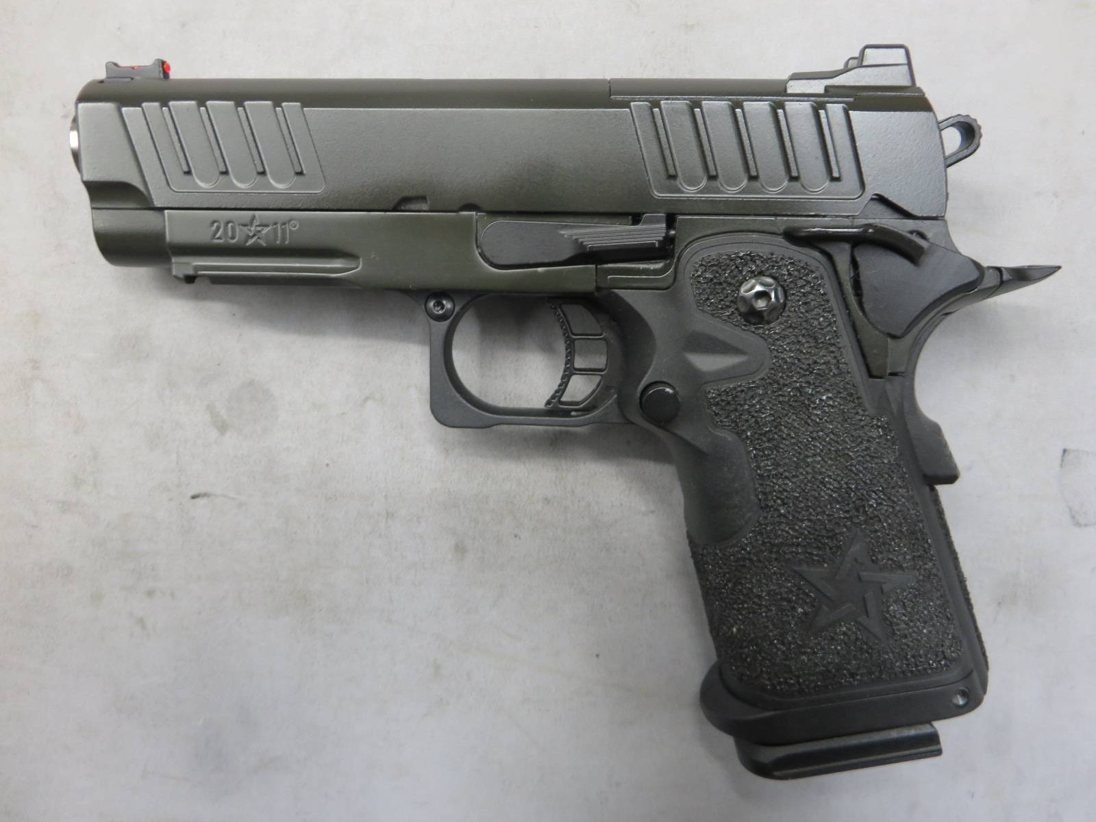 【ArmyArmament】STACCATO C2 ステップリンググリップ仕様・メタルスライド