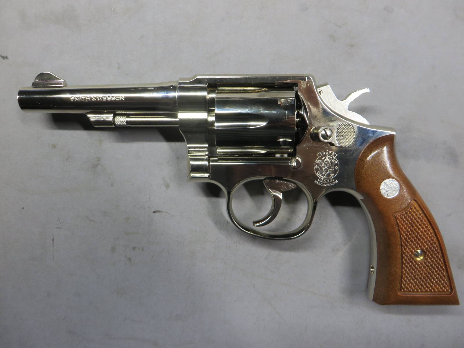 【タナカ】S&W M10 Military&Police 4inch ニッケル Ver.3 モデルガン