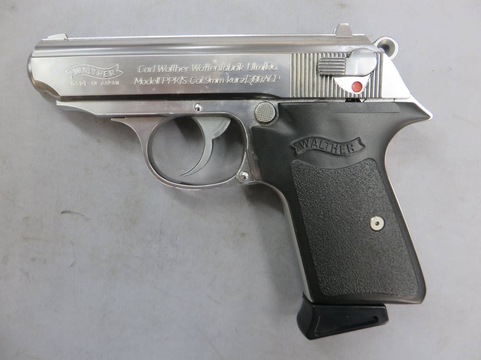 【マルゼン】ワルサー ニューPPK/S ステンレスモデル・グリップ変更