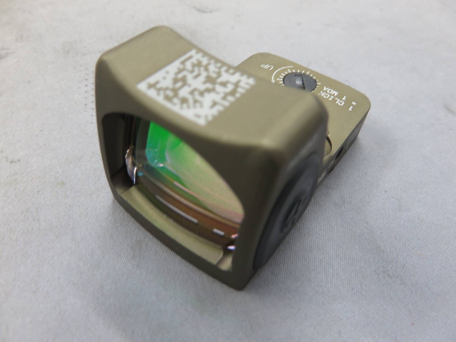 【Trijicon】RMR 3.25 MOA HRS コヨーテブラウン（実物）