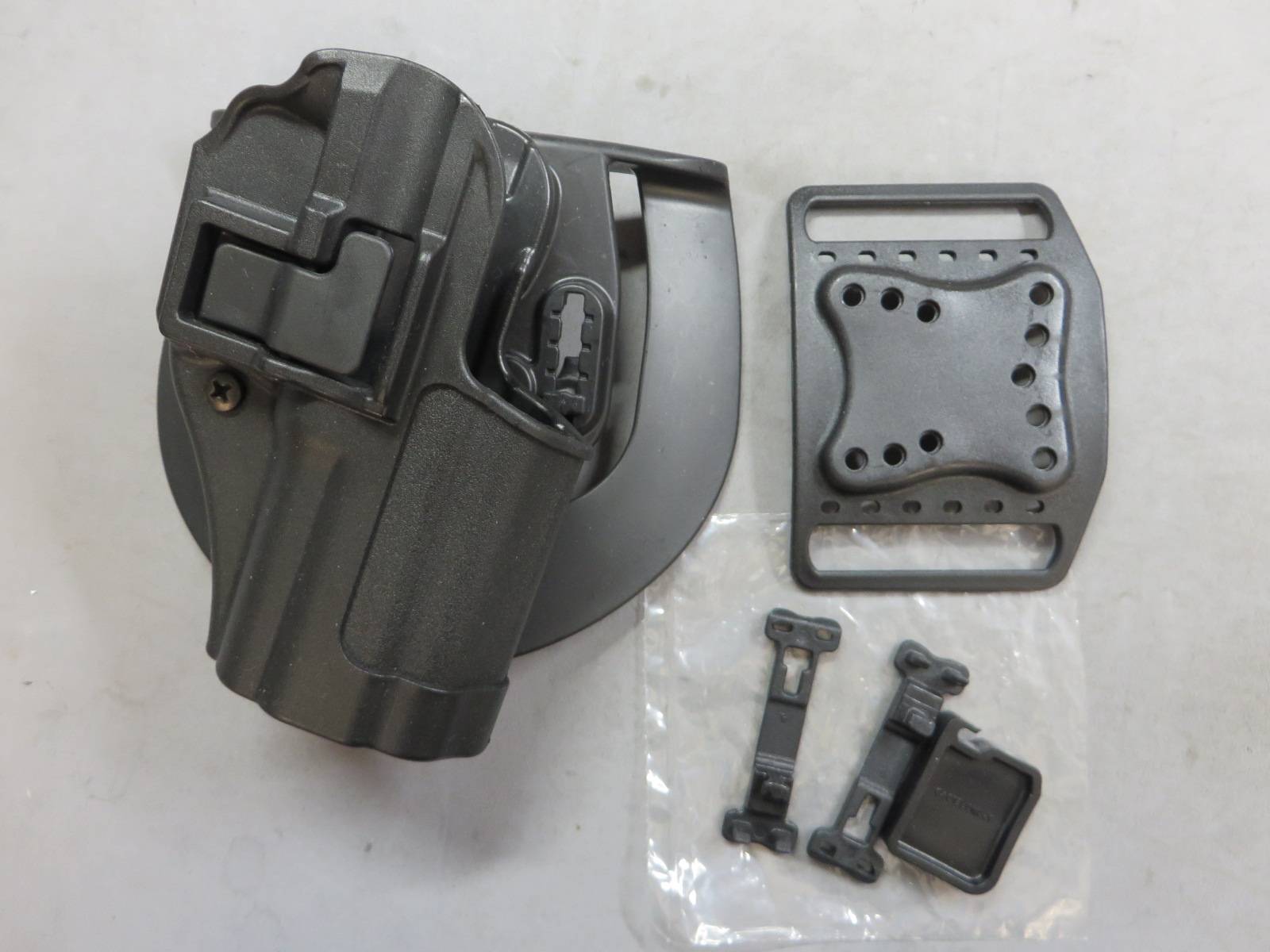 【BlackHawk】スプリングフィールド XD コンパクト SERPA CONCEALMENT ホルスター（右）