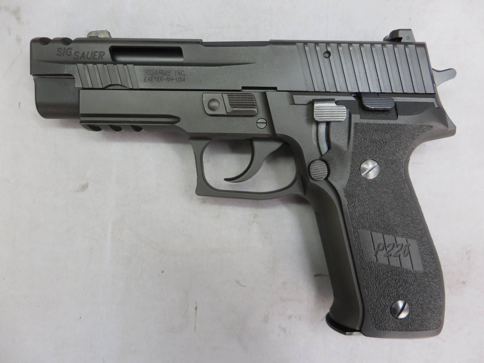 【KSC】P226R EX（エクストラ）カスタム HW 限定製品・STDグリップカスタム