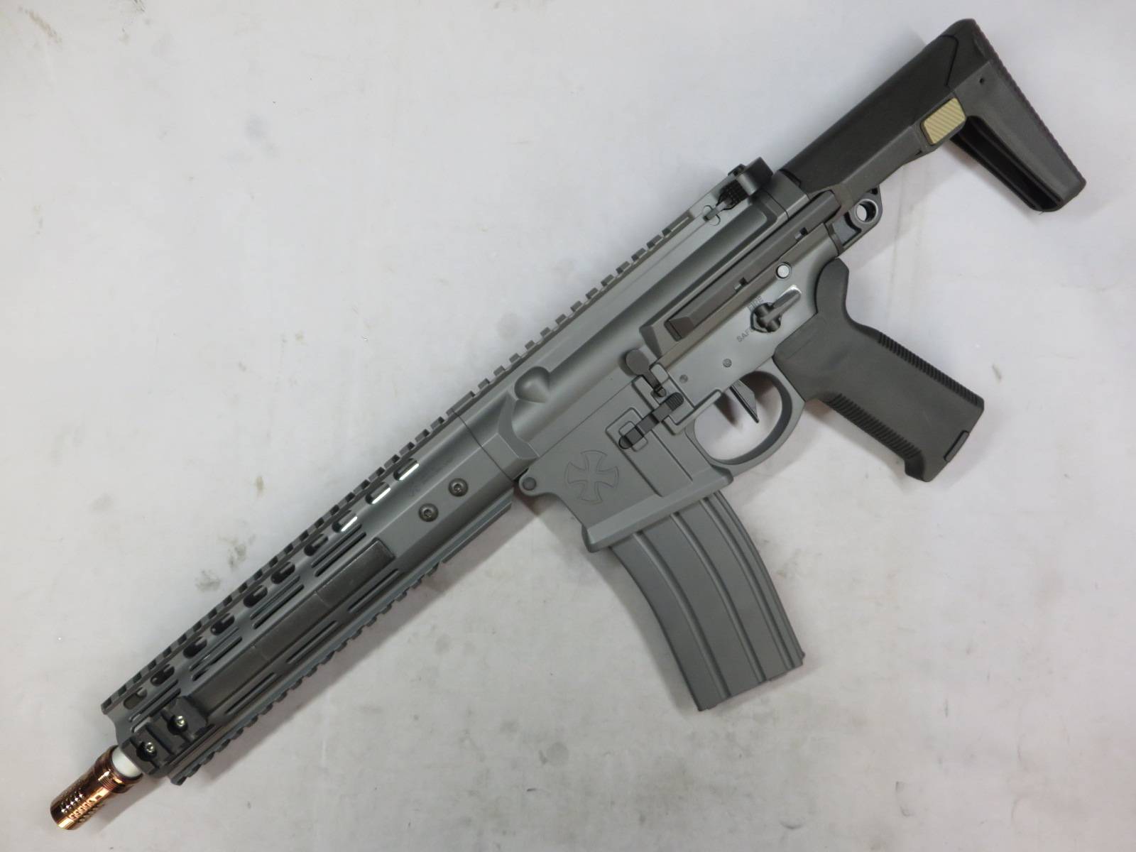 【EMG・DE Airsoft】NOVESKE N4 GHETTO BLASTER 10.5inch SniperGrey GBB
