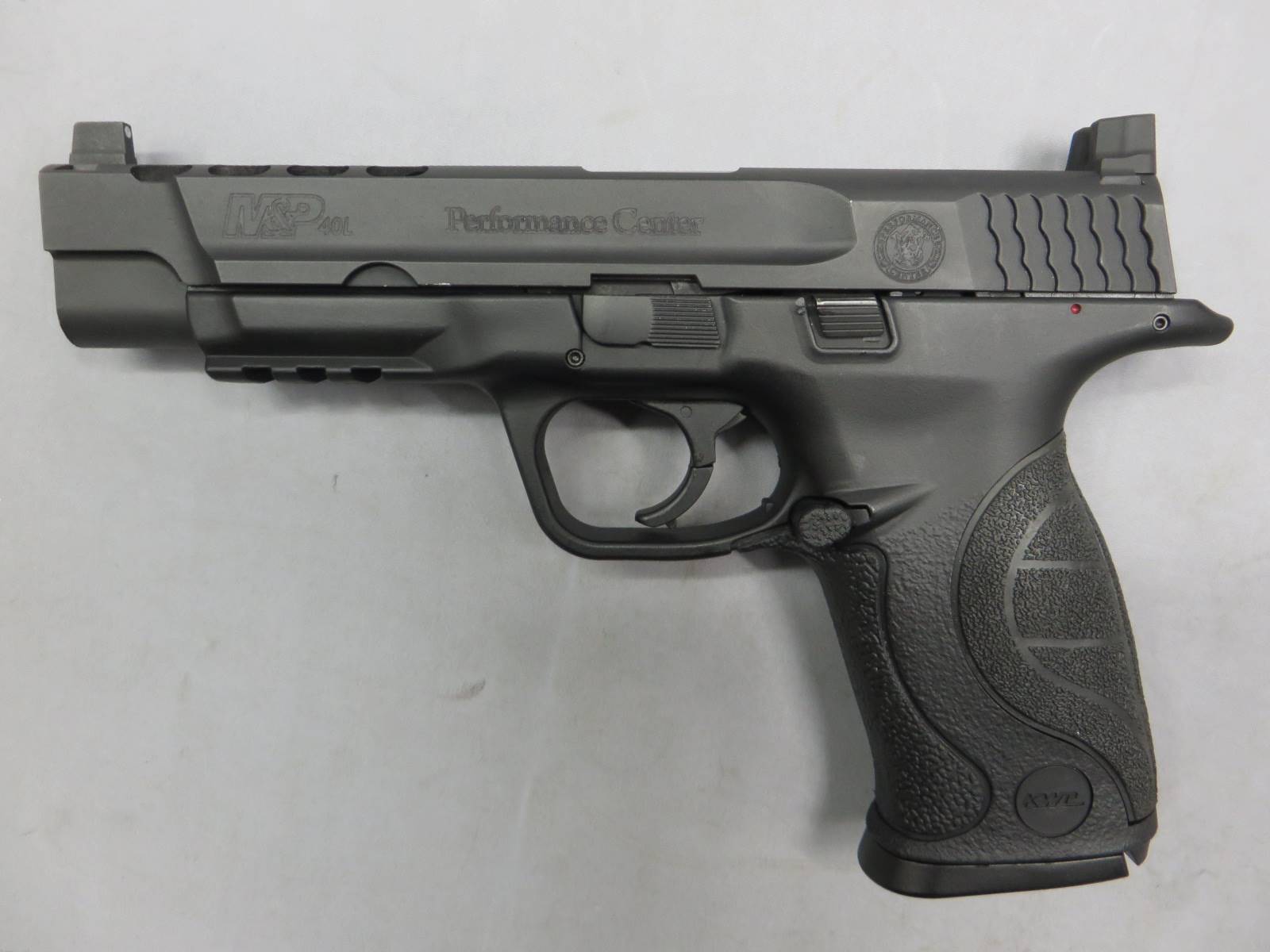 【KWC】S&W M&P40L PCポーテッド CO2 リアル刻印