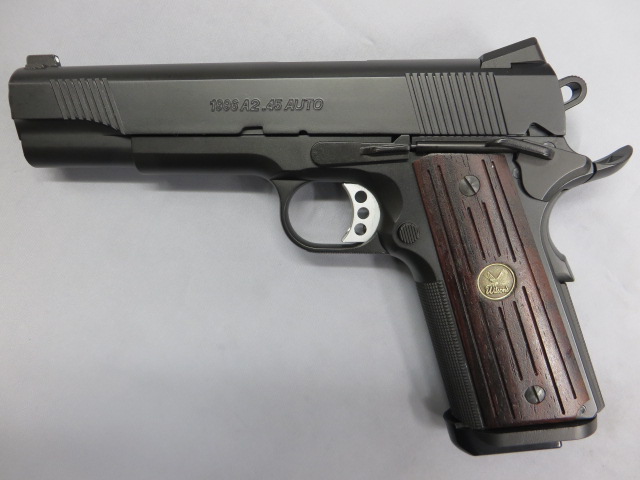 ウィルソンコンバット　FBIトライアルピストル Ver.2 ウィルソンメダリオン付 木製グリップ