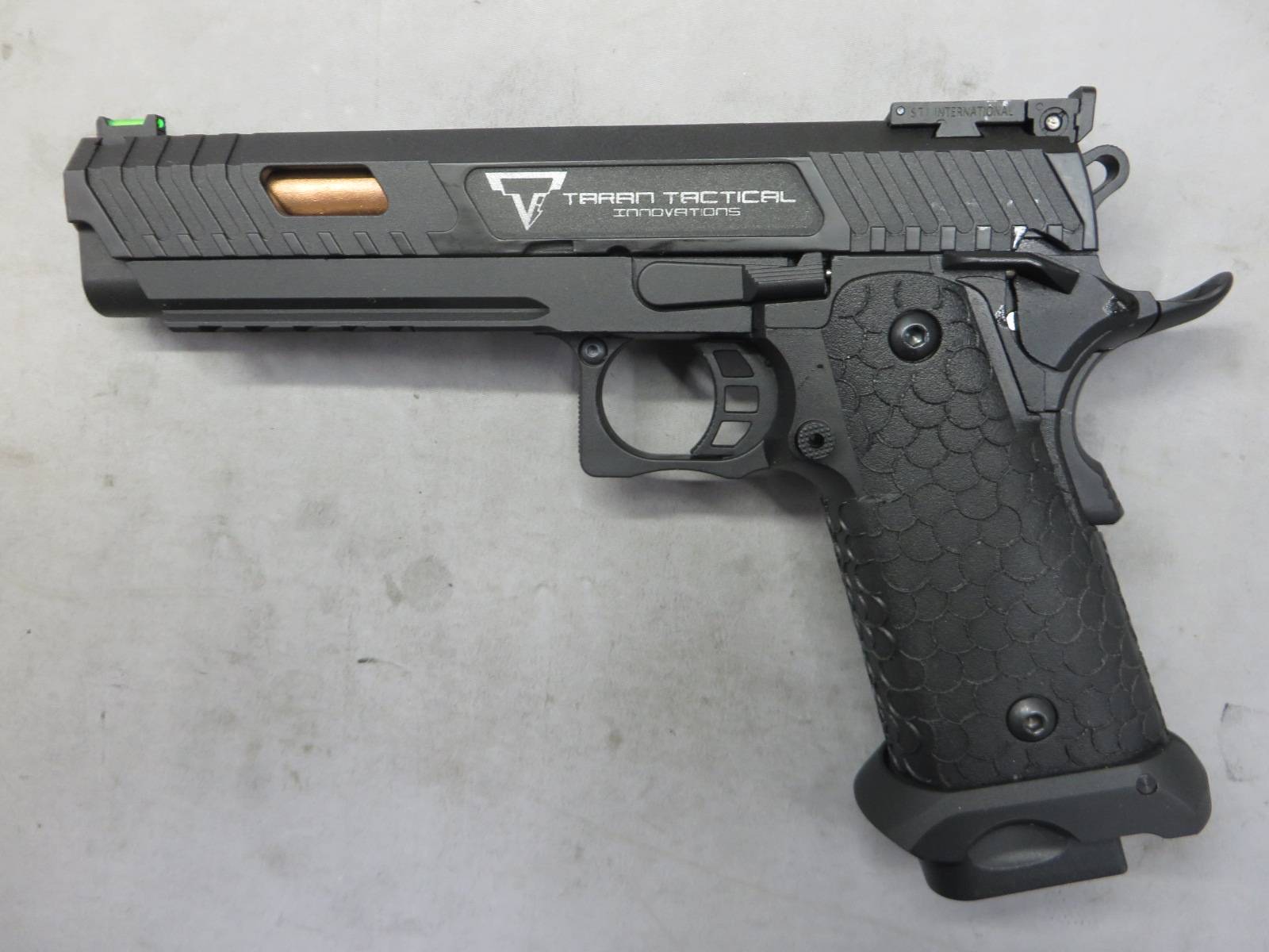 【BATON Airsoft】BS-コンバットマスター CO2  ジョンウィック・Burstフル刻印カスタム