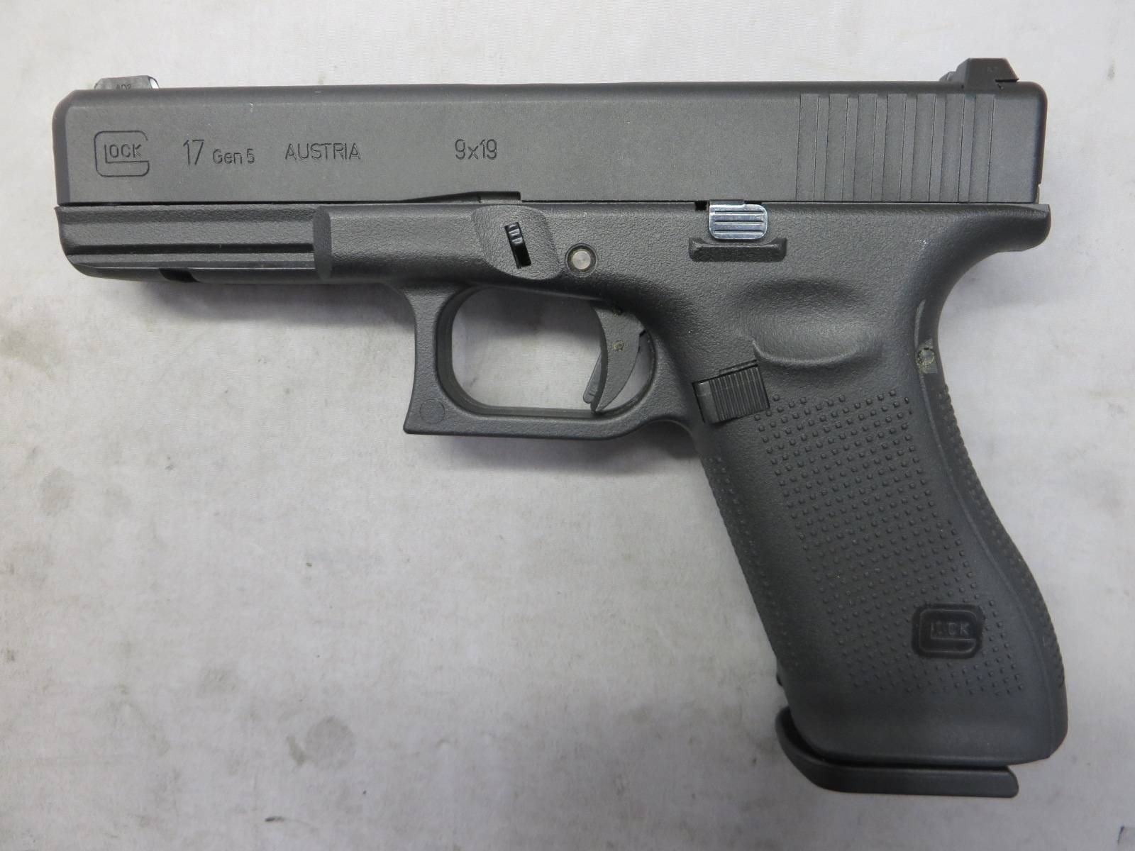 【UMAREX】グロック17 Gen.5 ・メタルスライド　G17・Glock17