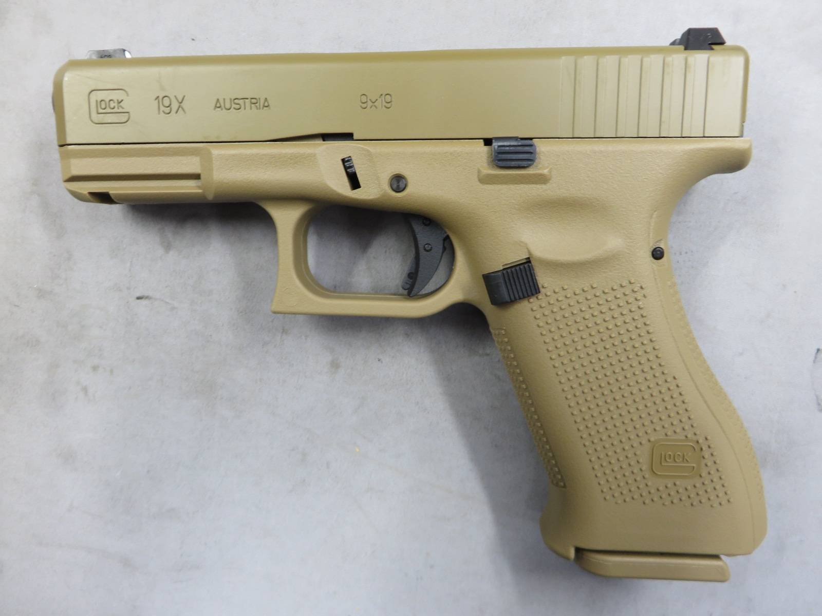 【UMAREX】グロック19X ・メタルスライド G19X Glock19X