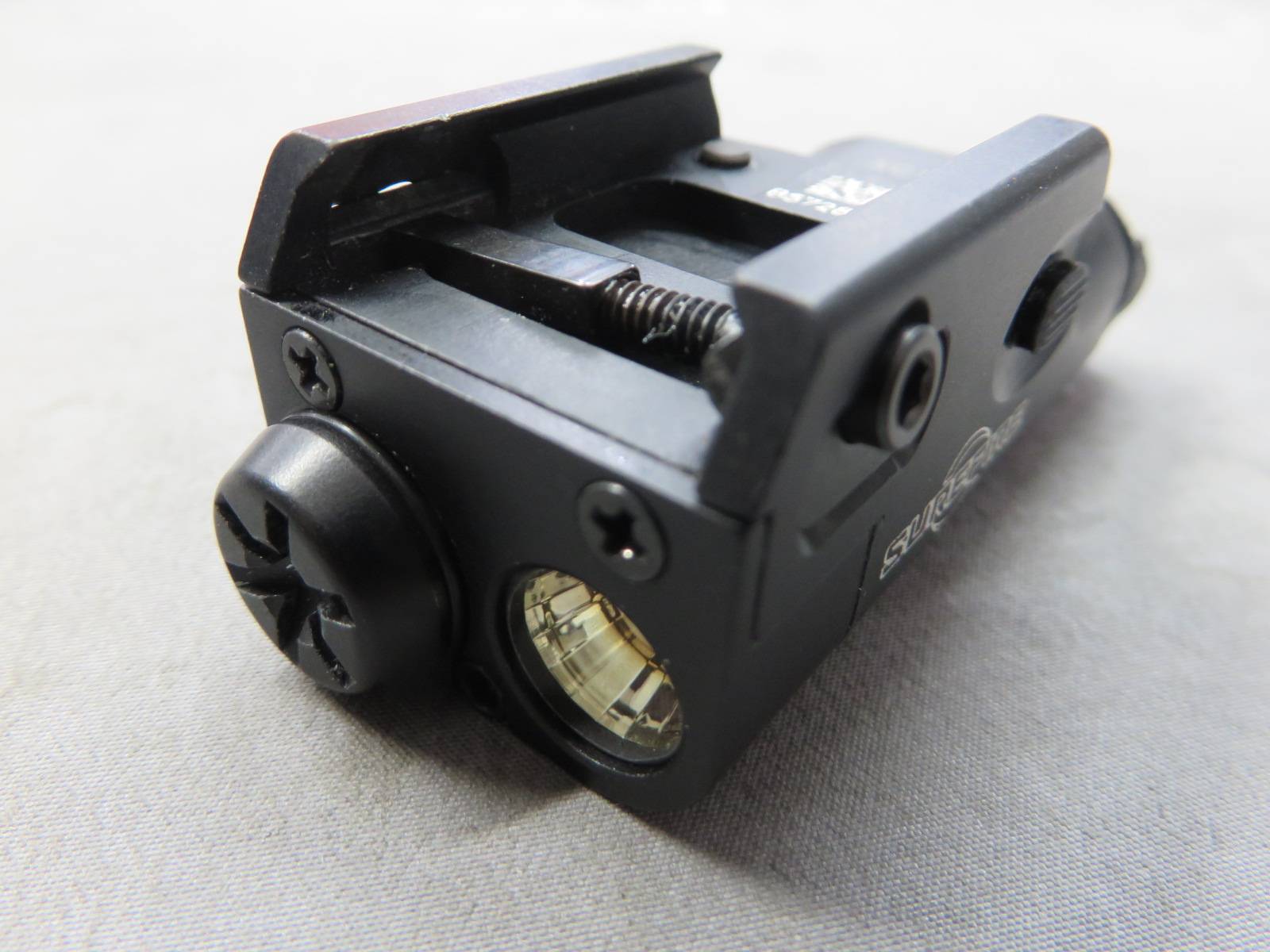 【SUREFIRE】HC1 ウエポンライト（実物）