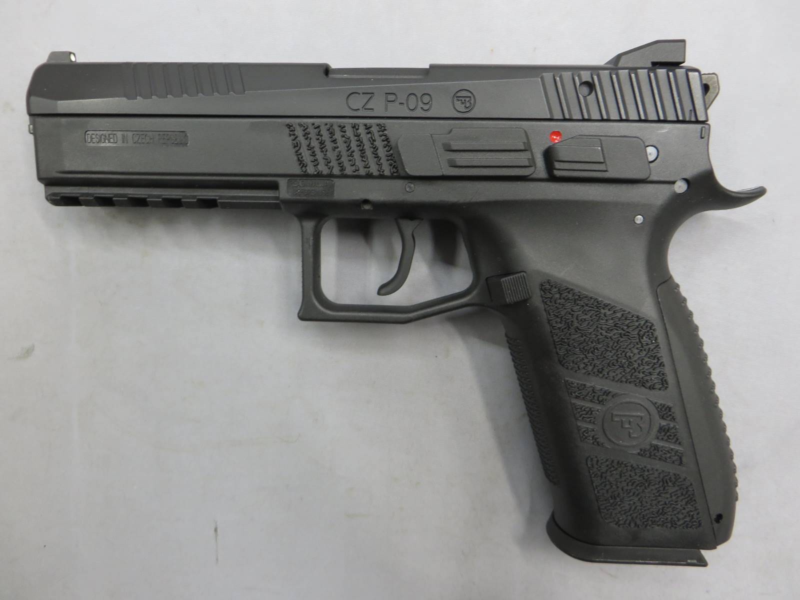 【Carbon8】CZ P-09 CO2