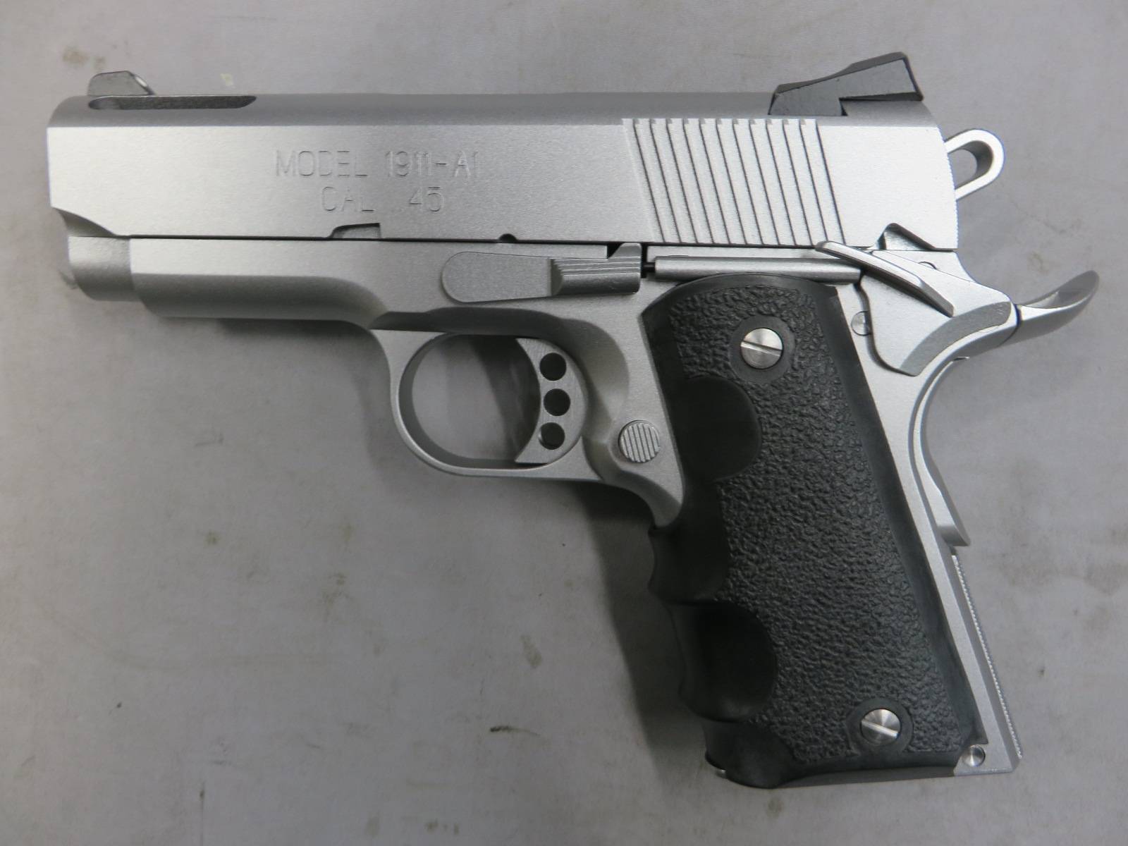 【ウエスタンアームズ】V10ウルトラコンパクト