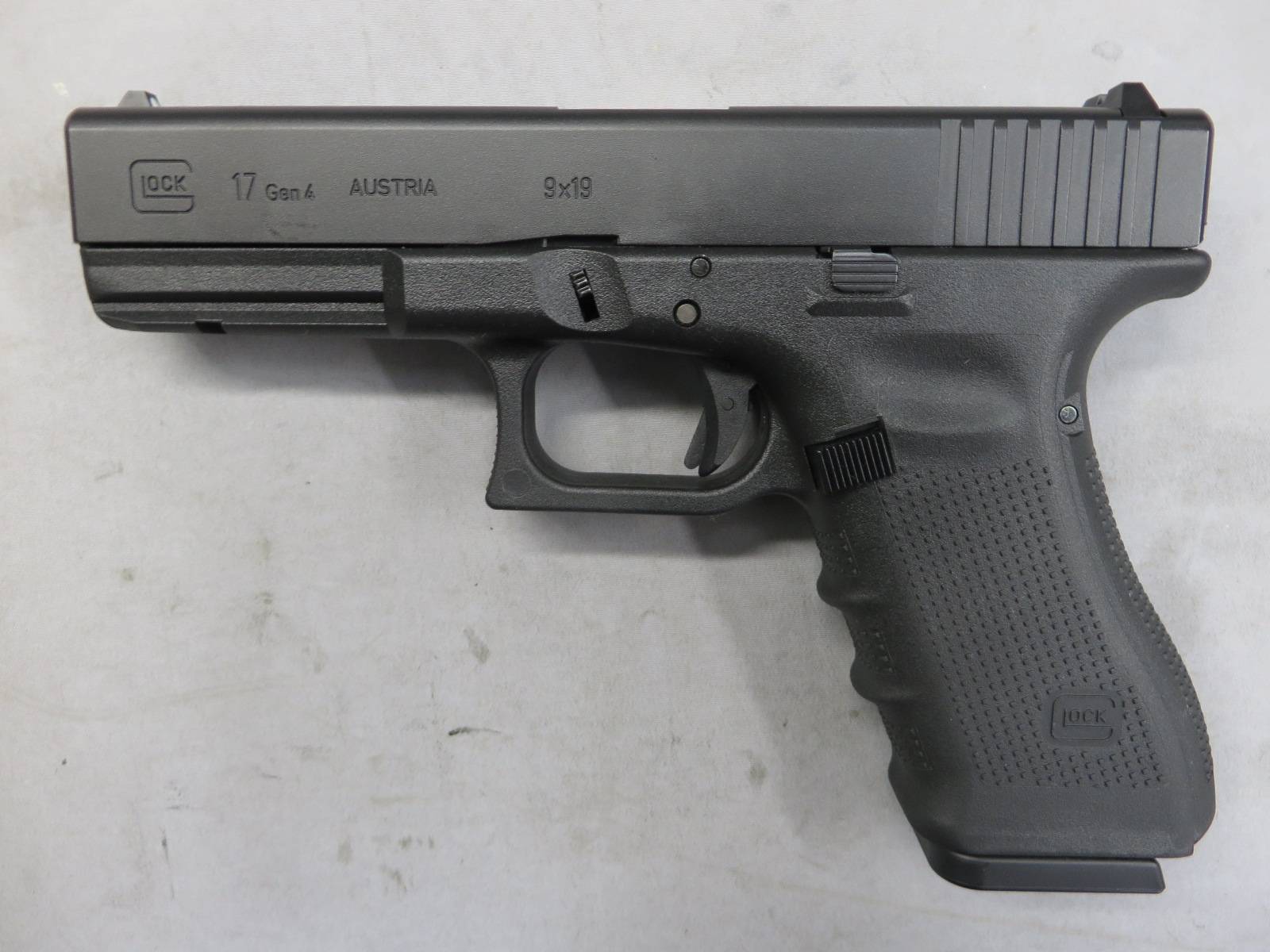 【東京マルイ】グロック17 Gen.4・カスタム　G17 Glock17