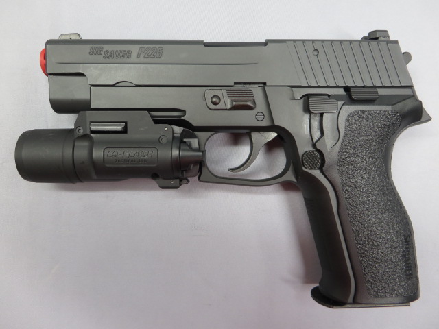 【東京マルイ】SIG SAUER P226E2 / CQフラッシュ・ホルスター・タニオコバ ブラックバルブ