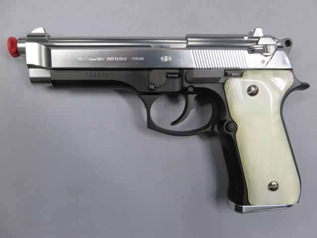 【東京マルイ】 M92F スライドシルバー / ホワイトパール調グリップ