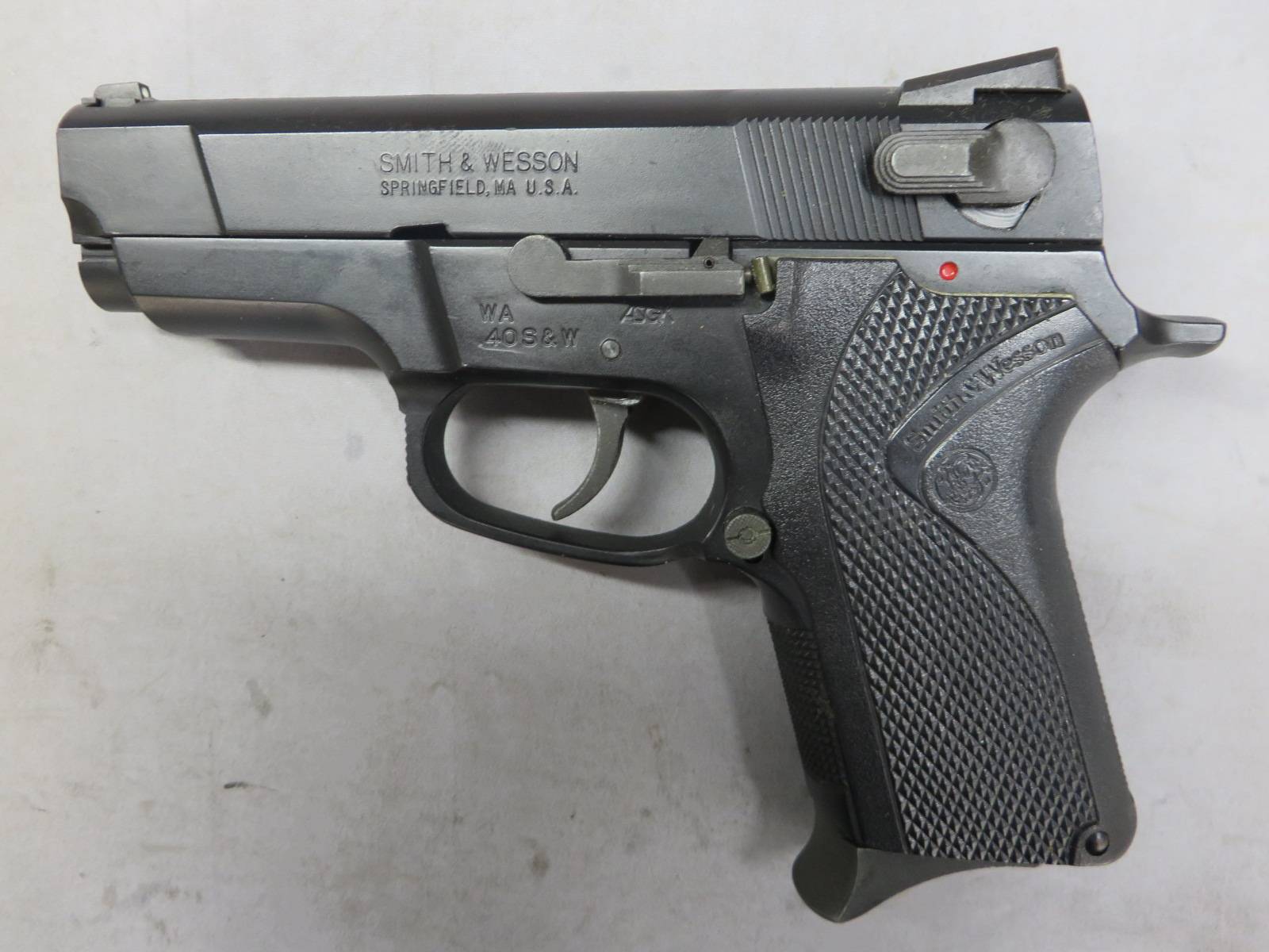 【ウエスタンアームズ】S&W ショーティ40 ブラック