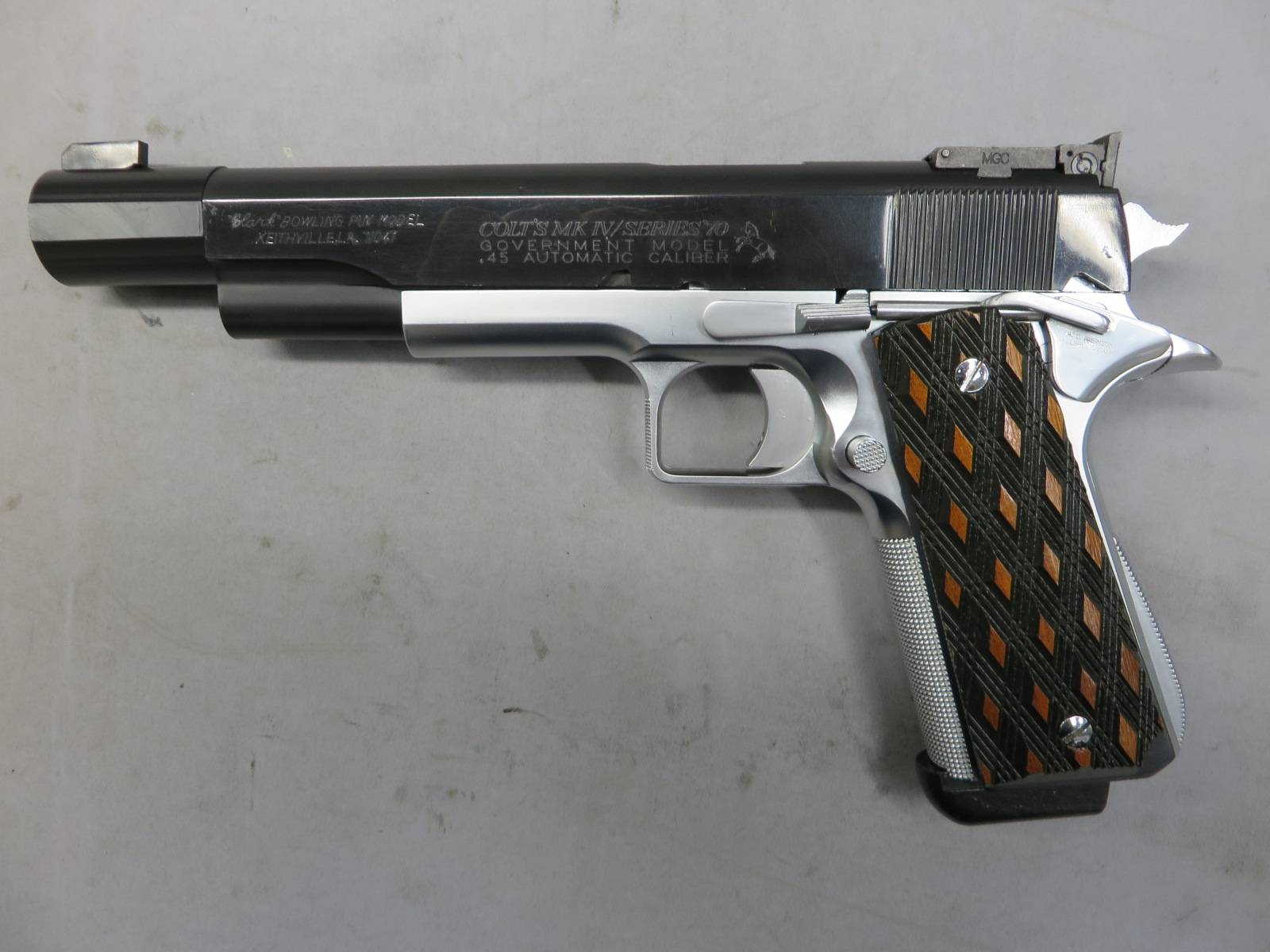 【MGC】PIN GUN・クラーク ボーリングピン モデル フレームシルバー  モデルガン