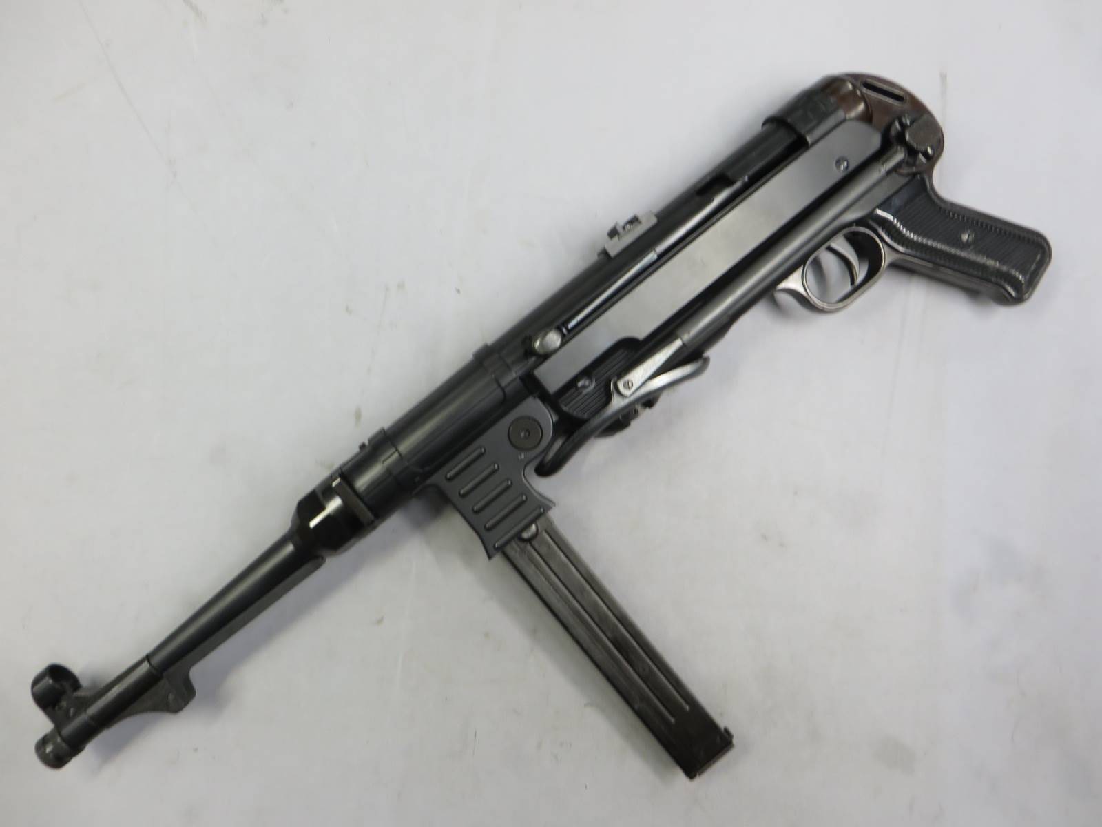 【マルシン】 MP40 マットブラック 8mmBB  GBB