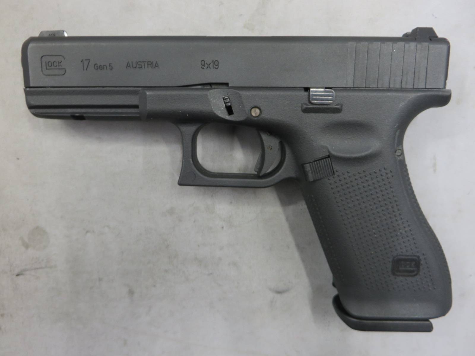 【UMAREX】グロック17 Gen.5 ・メタルスライド　G17・Glock17