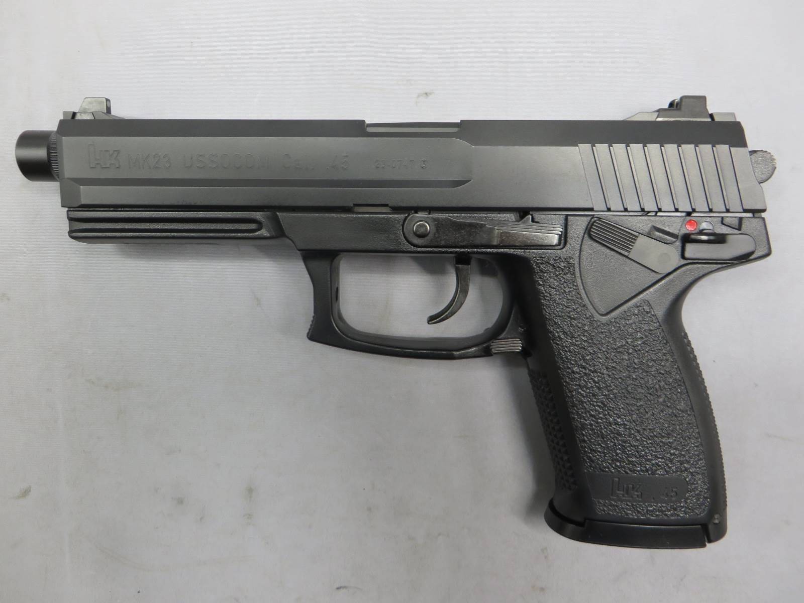 【KSC】MK23 SOCOMピストル CO2