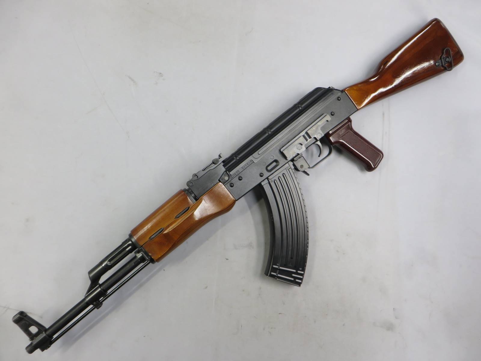 【東京マルイ】AKM GBB・Ra-Tech 木製ハンドガード＆ストック