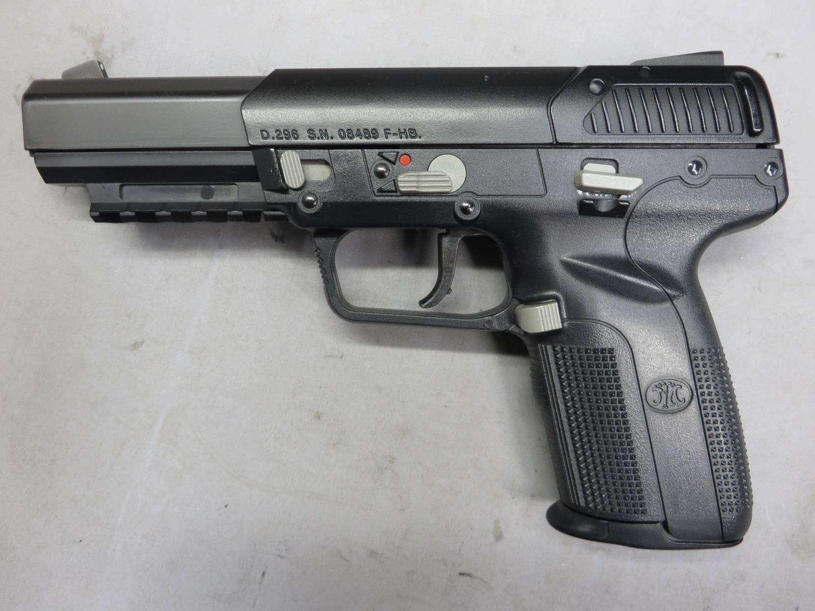 【東京マルイ】FN5-7　ファイブセブン　ブラック