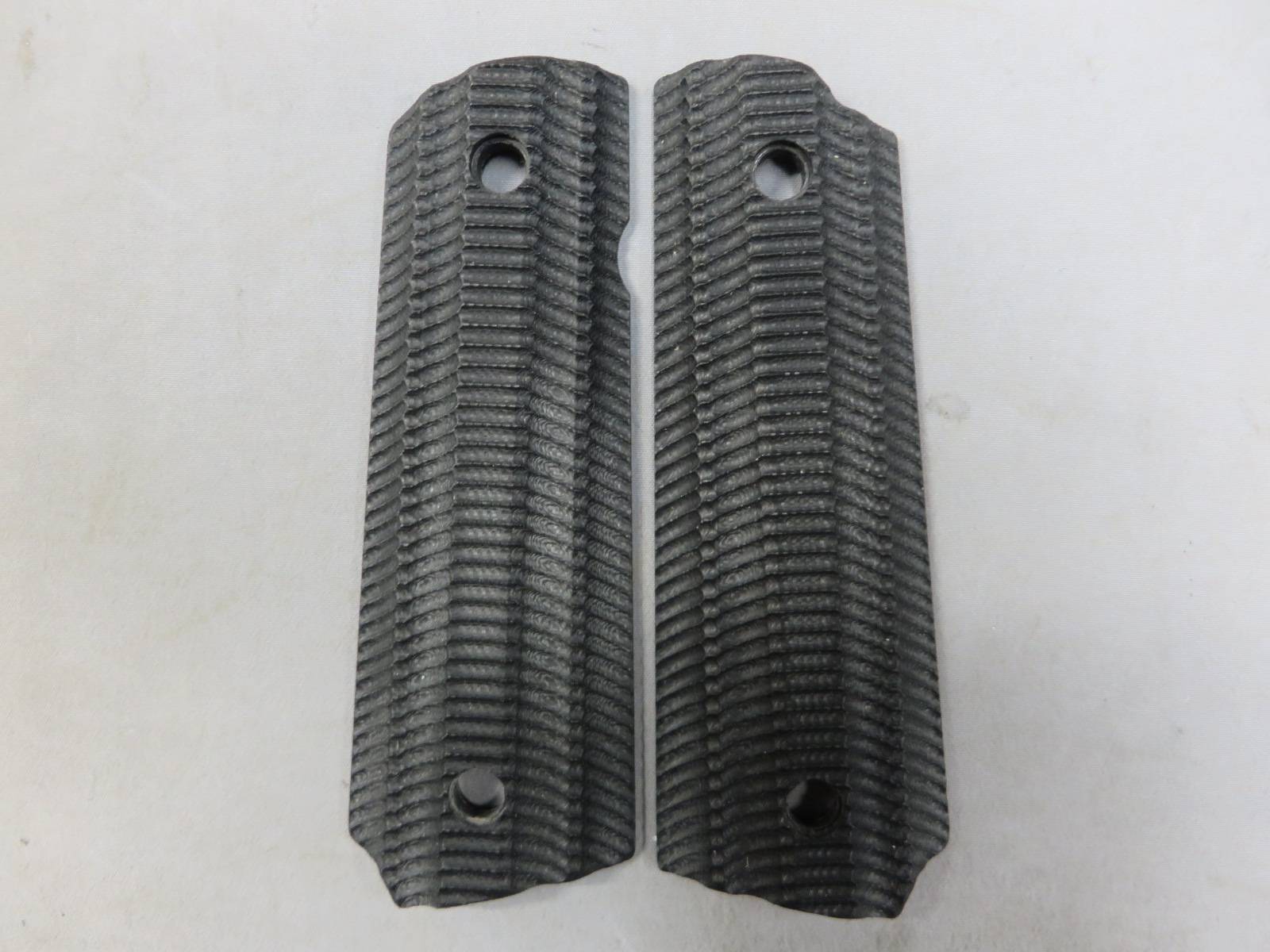 【Vz Grips】G10グリップ 1911 フルサイズ  Alien ブラック