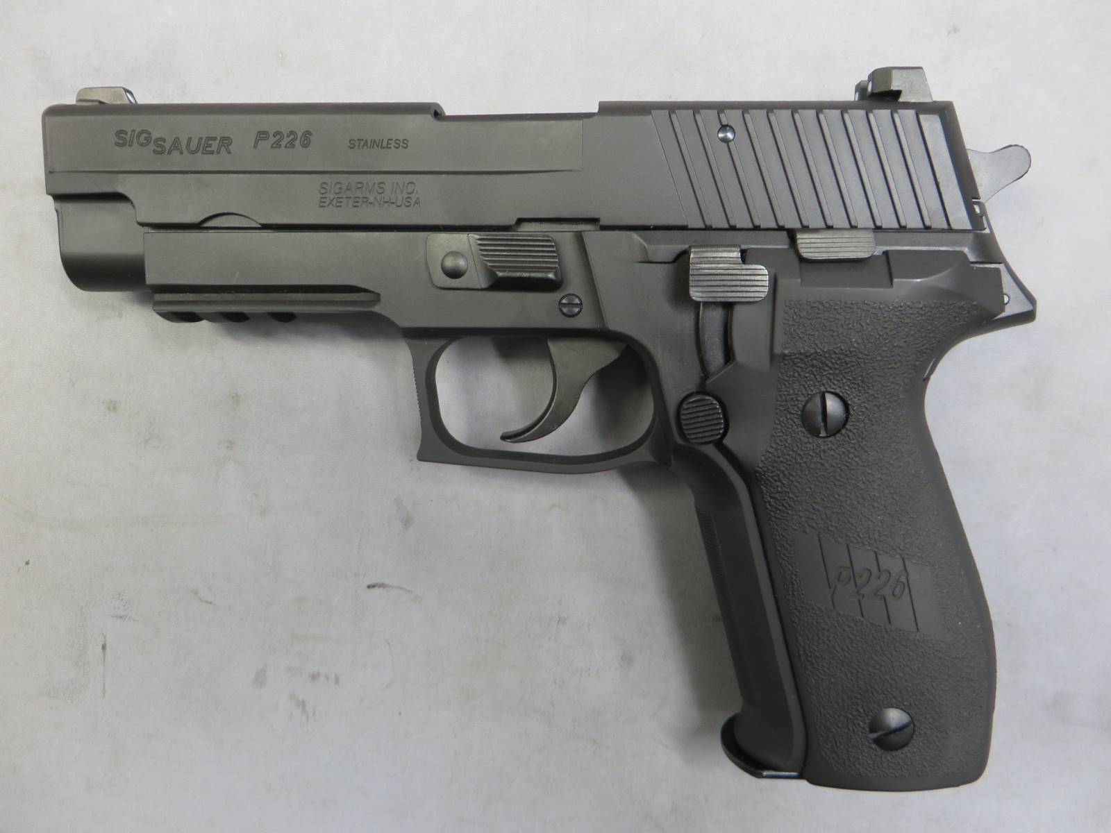 【タナカ】SIG P226 レイルソフレイム HW Evolution2　モデルガン