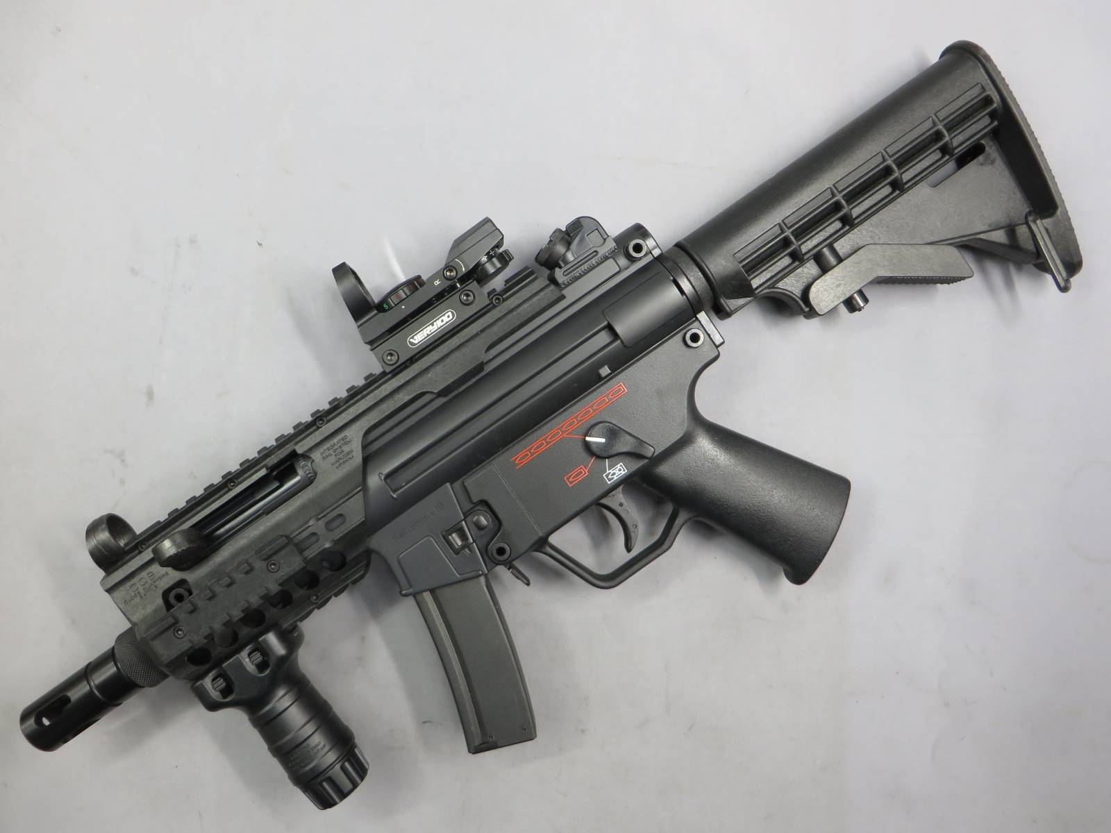 【マルゼン】 MP5K チャージャー / ダットサイト・フォアグリップ