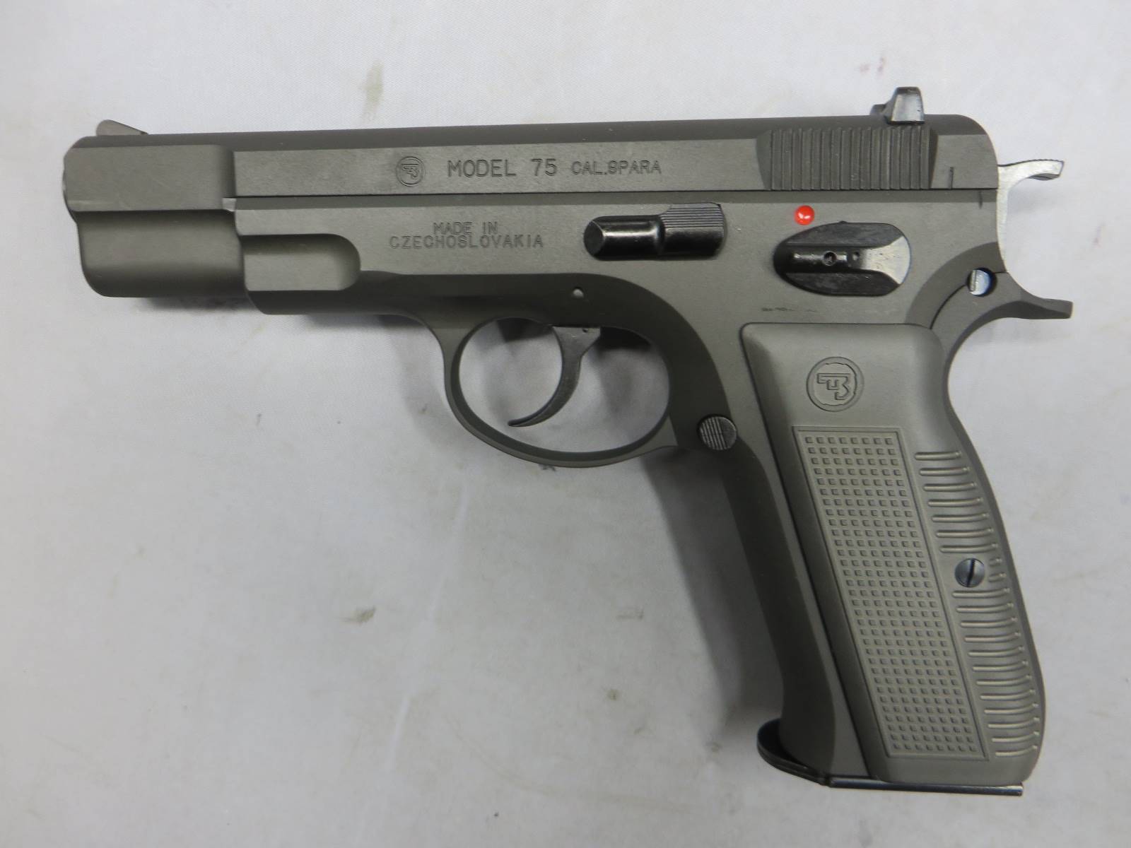 CZ75 カート排莢式 ブラック HW