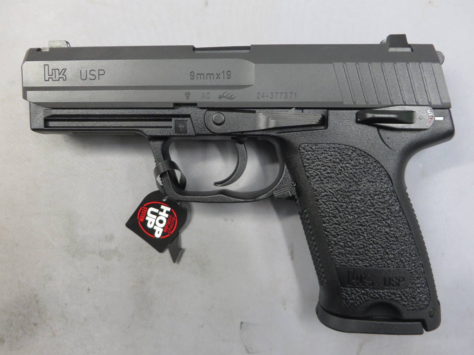 【東京マルイ】H&K USPフルサイズ・ブラックスチール塗装