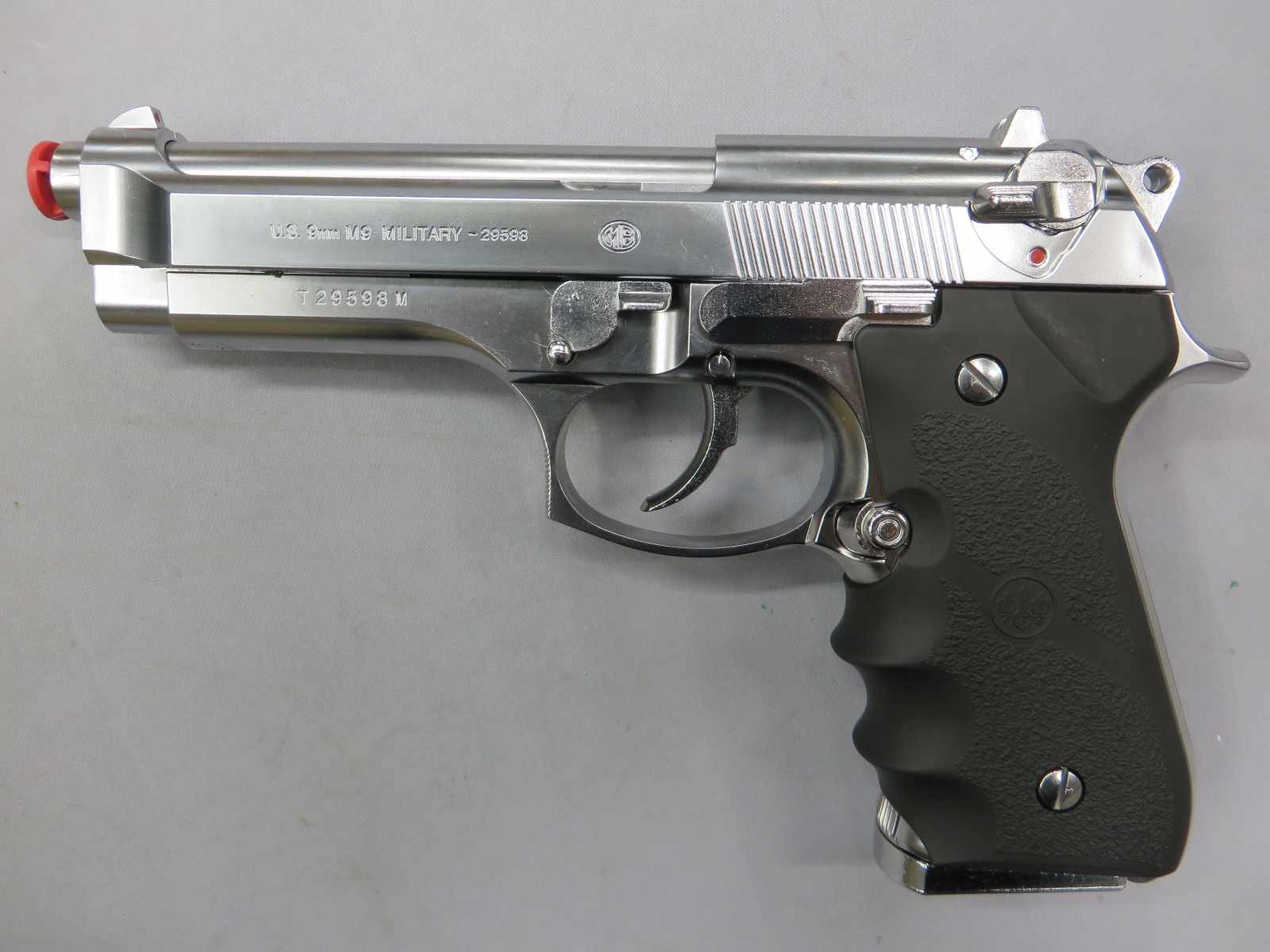 【東京マルイ】M92F クロームステンレス