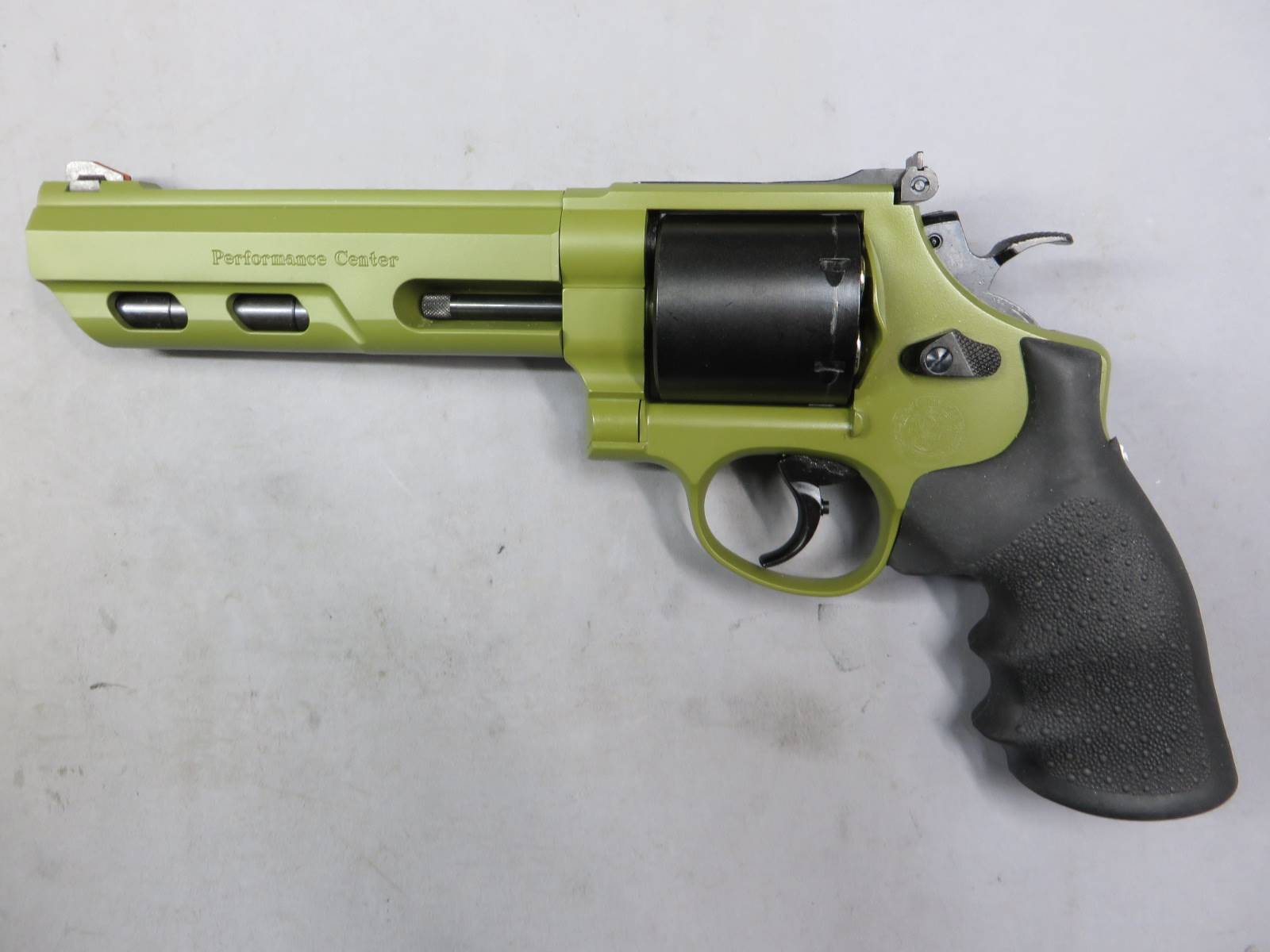 【タナカ】S&W M629 パフォーマンスセンター NATOグリーン