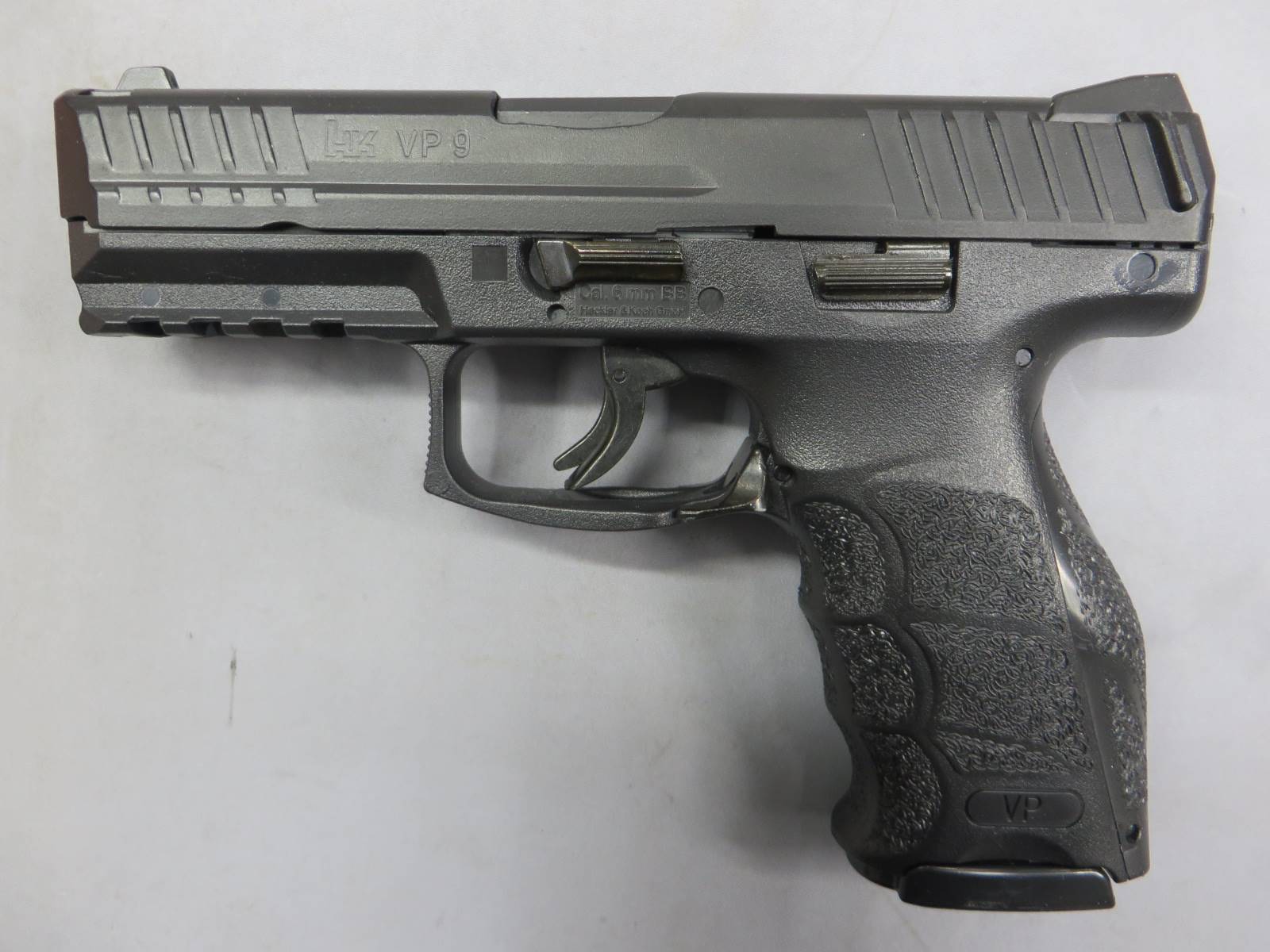 【UMAREX】HK VP9（エアーガン）