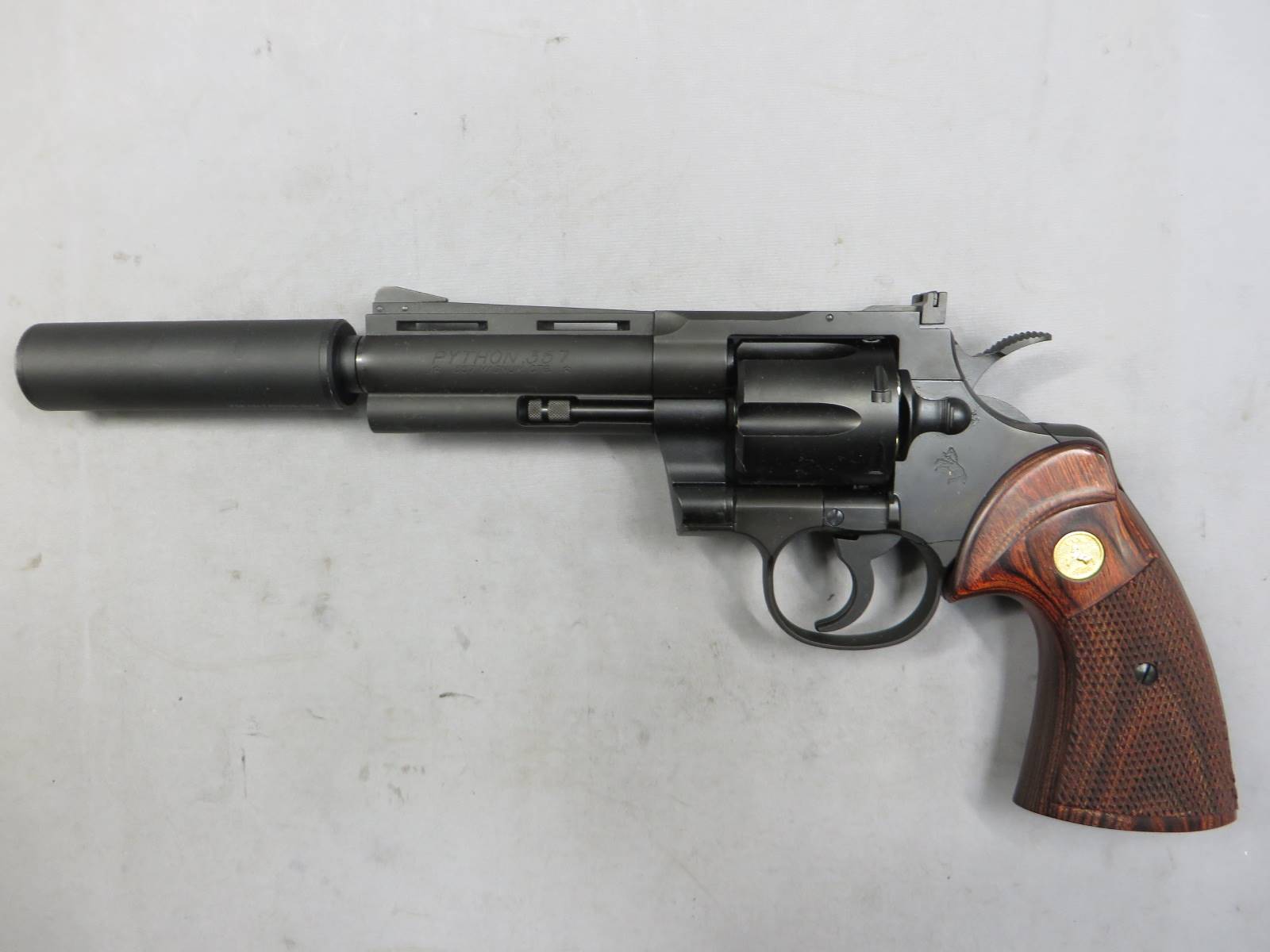 【タナカ】シティハンター　コルトパイソン 4in R-Model HW “Ryo Saeba”model・PandraArms 木製グリップ