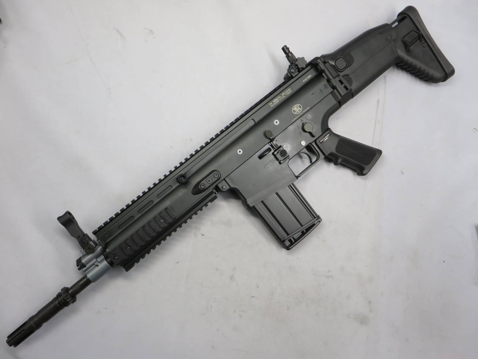 【CyberGun/VFC】FN SCAR-H Mk17 ブラック GBBR