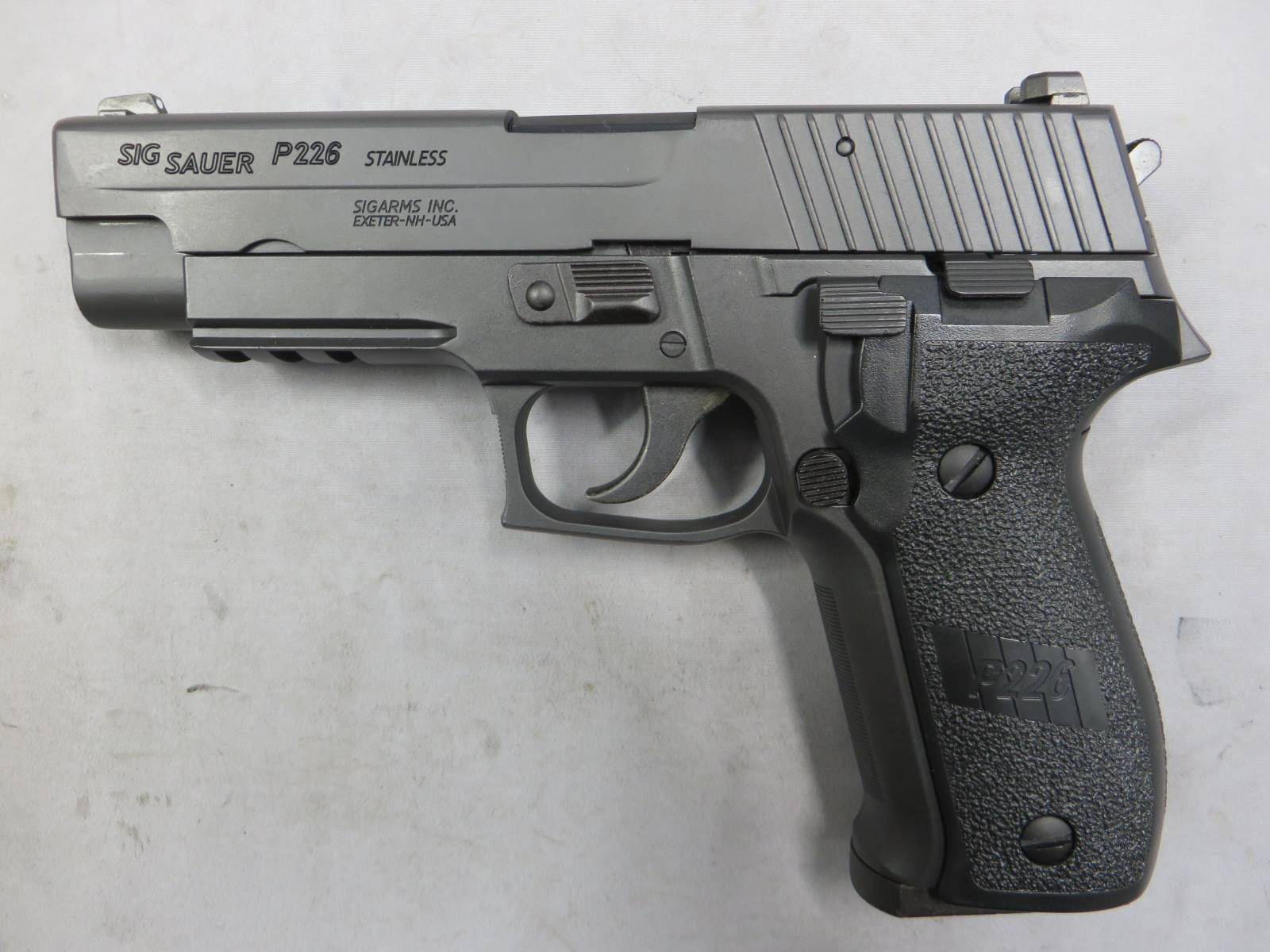 【東京マルイ】SIG SAUER P226Rail・キャロムショットカスタム
