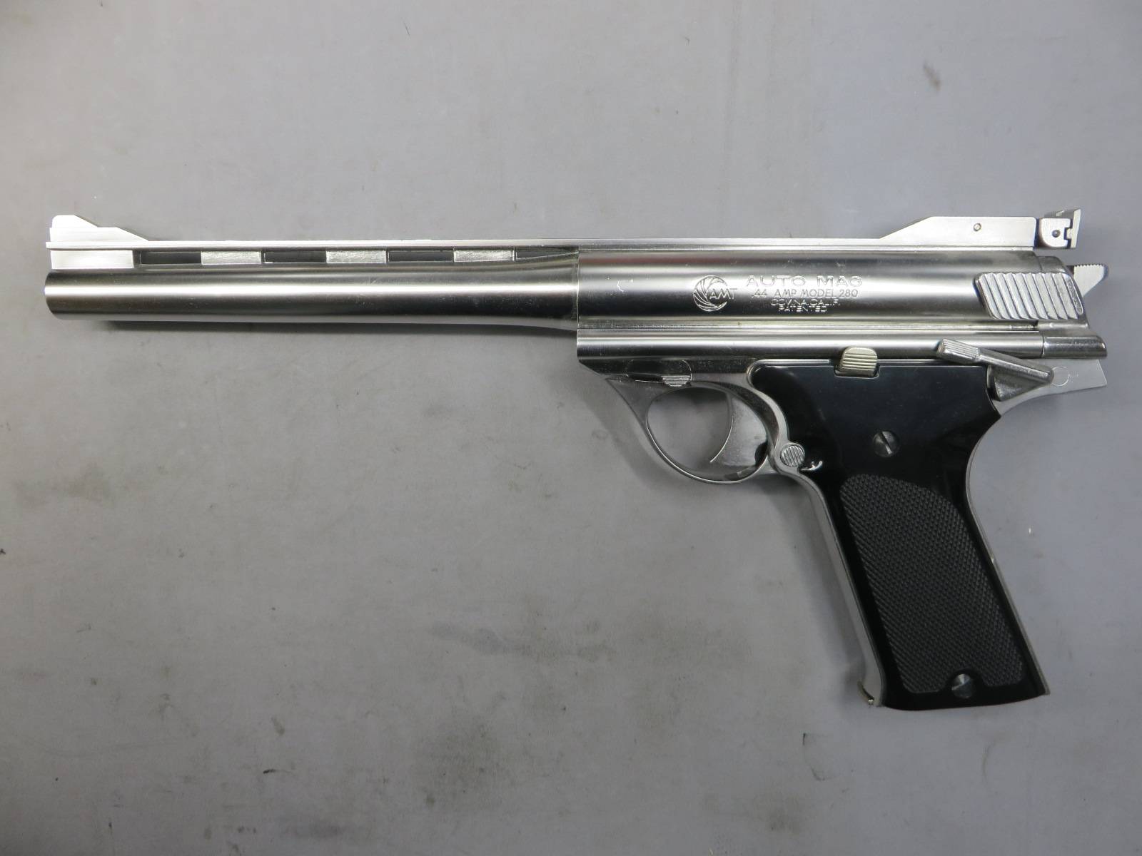 【マルシン】44AUTOMAG CLINT1 MAXI シルバー ABS 8mmBB