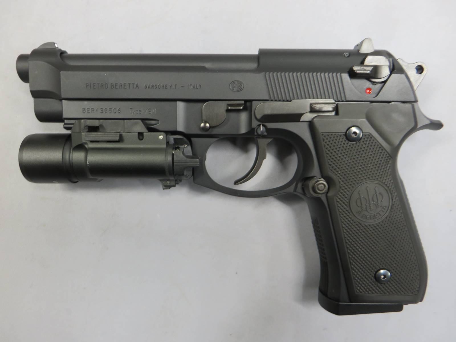 【ウエスタンアームズ】ベレッタM9A1 ウエポンライトモデル