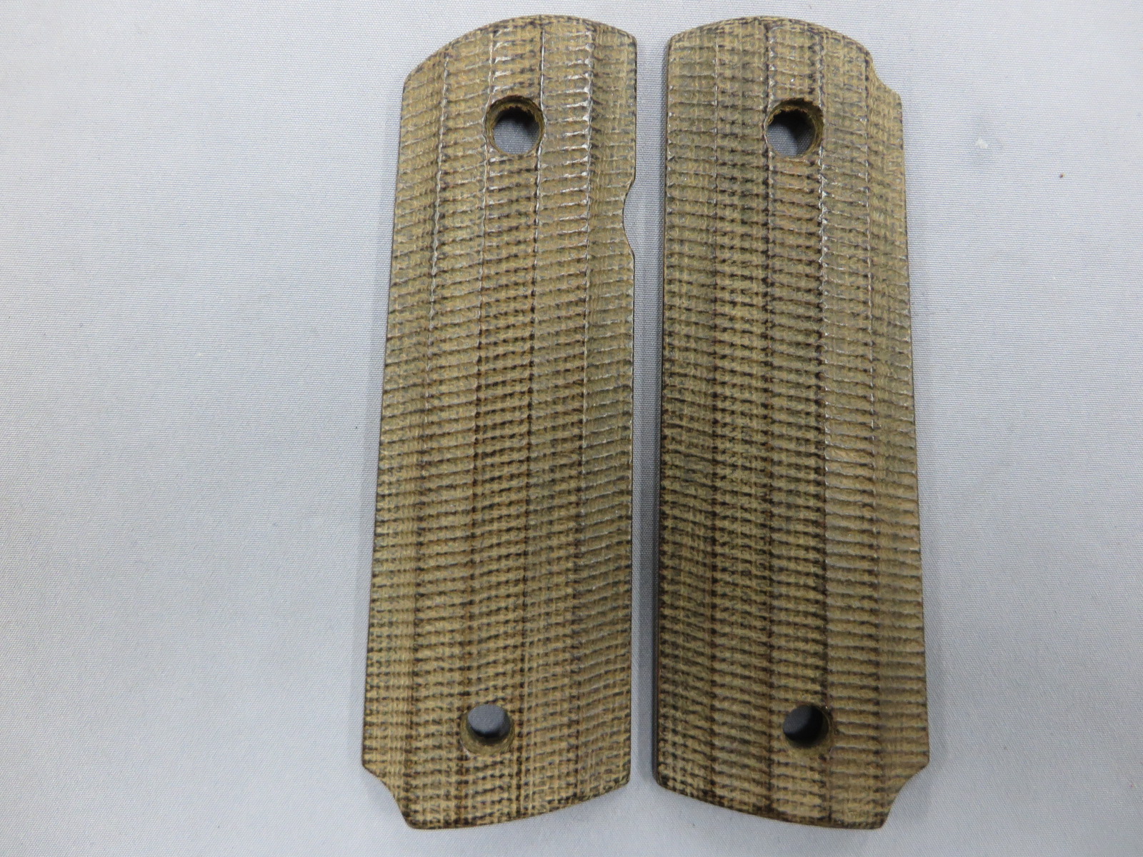 【Linville Grips】1911フルサイズ LUCIA