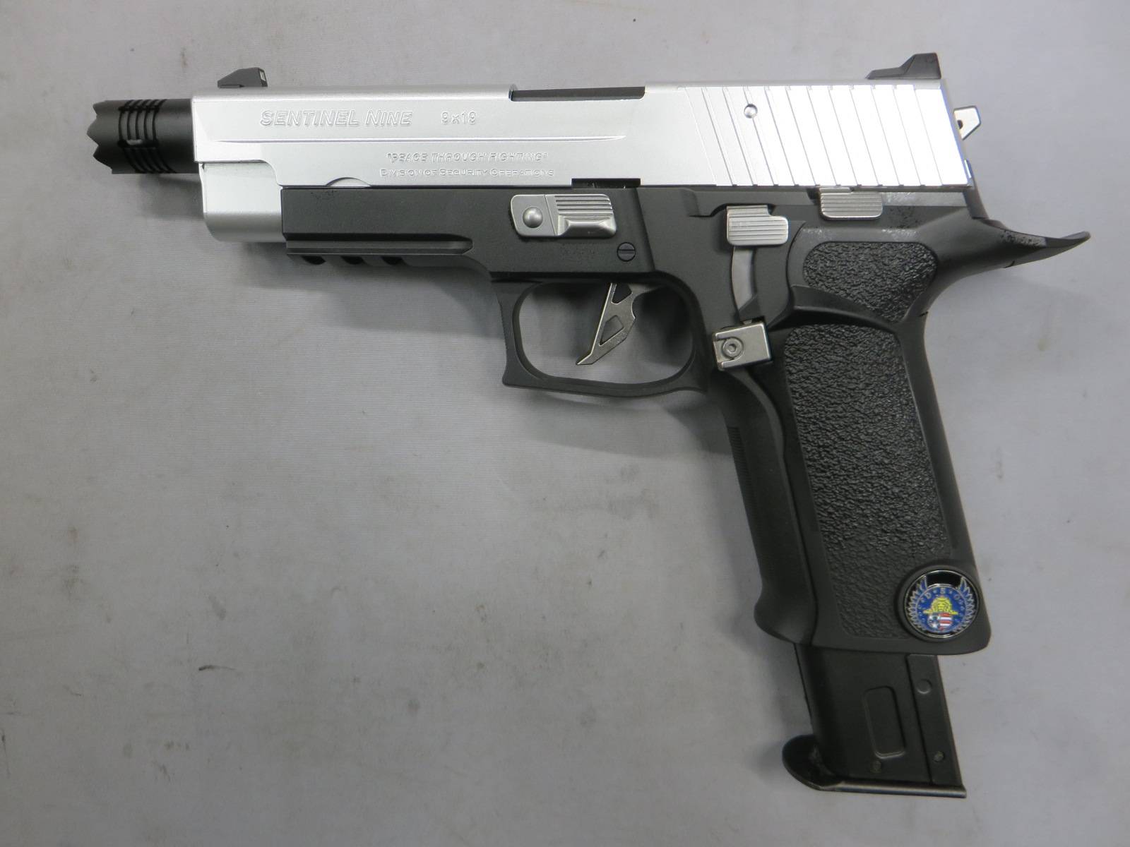 【東京マルイ】センチネルナイン レオン.S.ケネディ モデル バイオハザード