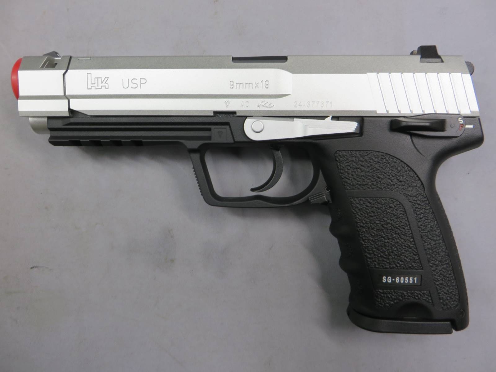 【東京マルイ】SG-09R バイオハザード RE:4