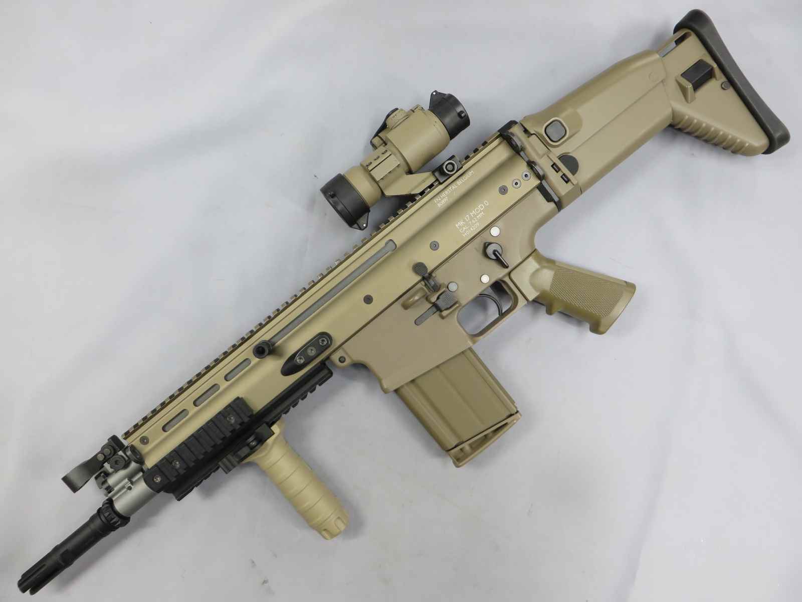 【東京マルイ】SCAR-H FDE　/ ダットサイト　次世代電動ガン