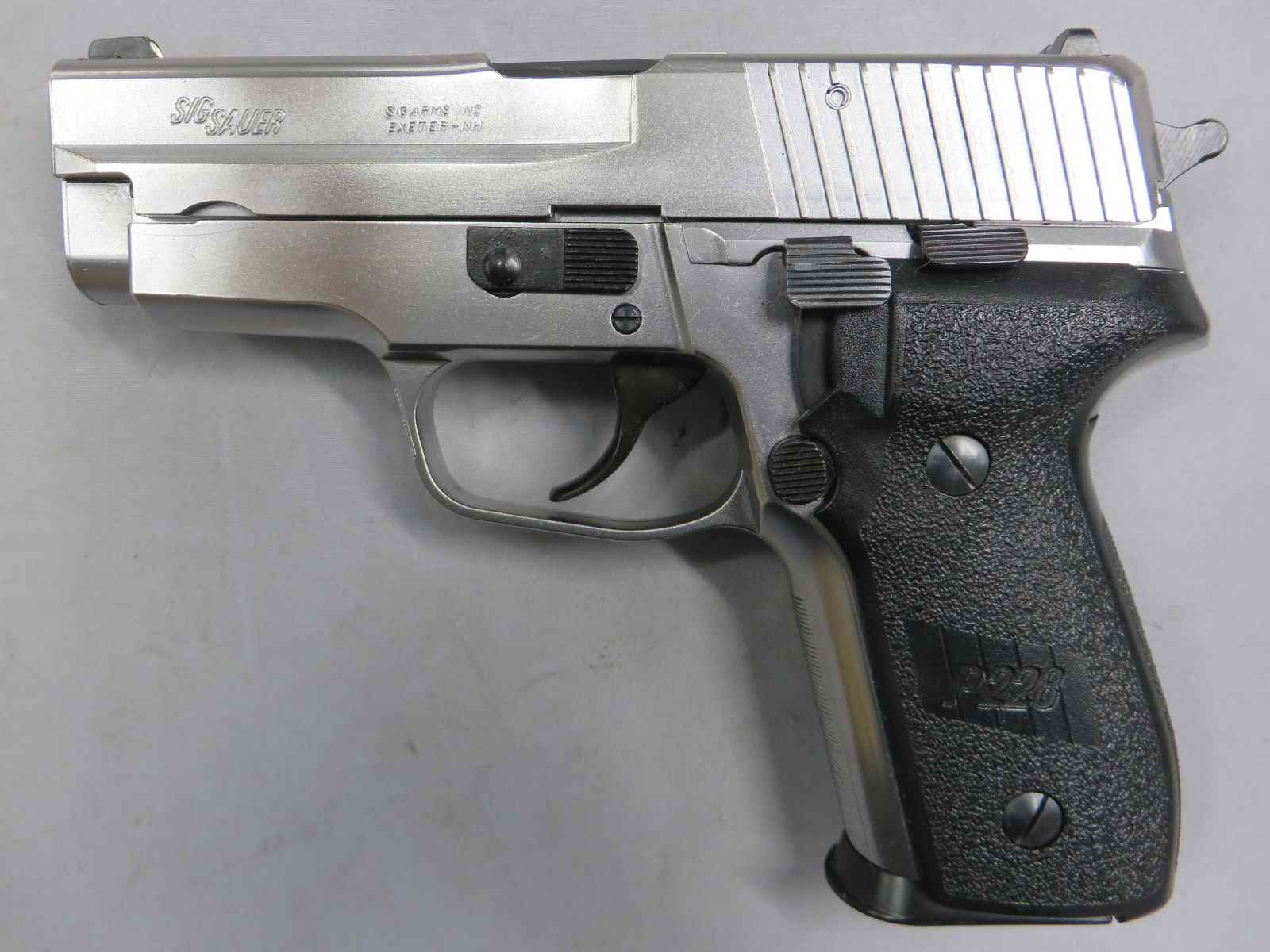 【タナカ】SIG SAUER P228 ステンレス