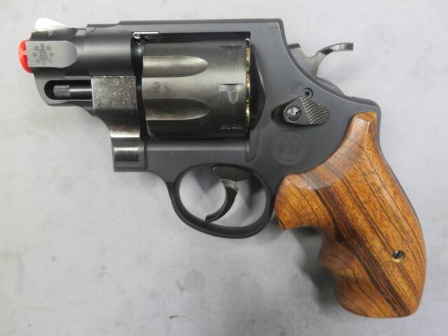 【タナカ】S&W M327 M&P R8 2in HW・木製グリップ・ランヤード