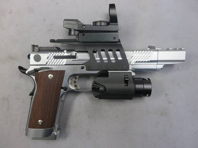 【KSC】M945フルハウス シルバー・マウント・ダットサイト・ライト　KSCメーカー活動１０周年記念M945リミテッド（限定）シリーズ