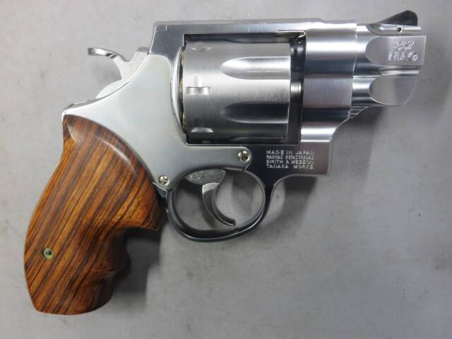 タナカ】S&W M327 M&P R8 2in ステンレス・木製グリップ・ランヤード
