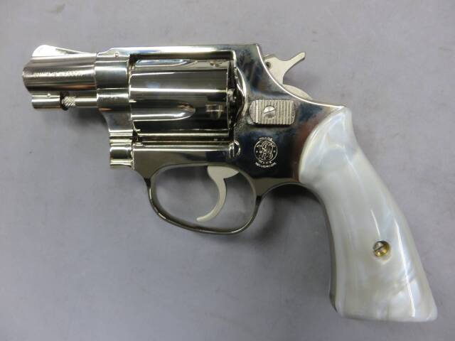 【タナカ】S&W M36 チーフスペシャル 2inch スクエアバット "Travis" Model ニッケル Version.2 モデルガン