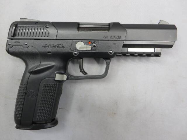 【東京マルイ】FN5-7　ファイブセブン　ブラック