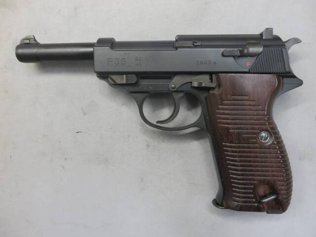 【マルゼン】ワルサーP38 ブラック・木製グリップ