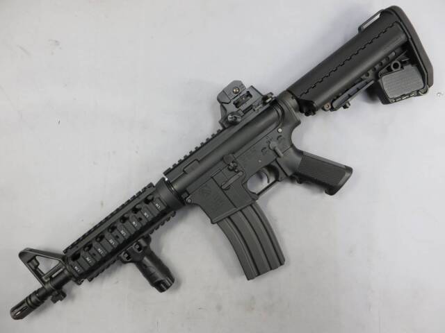 【東京マルイ】CQB-R ブラック　次世代電動ガン